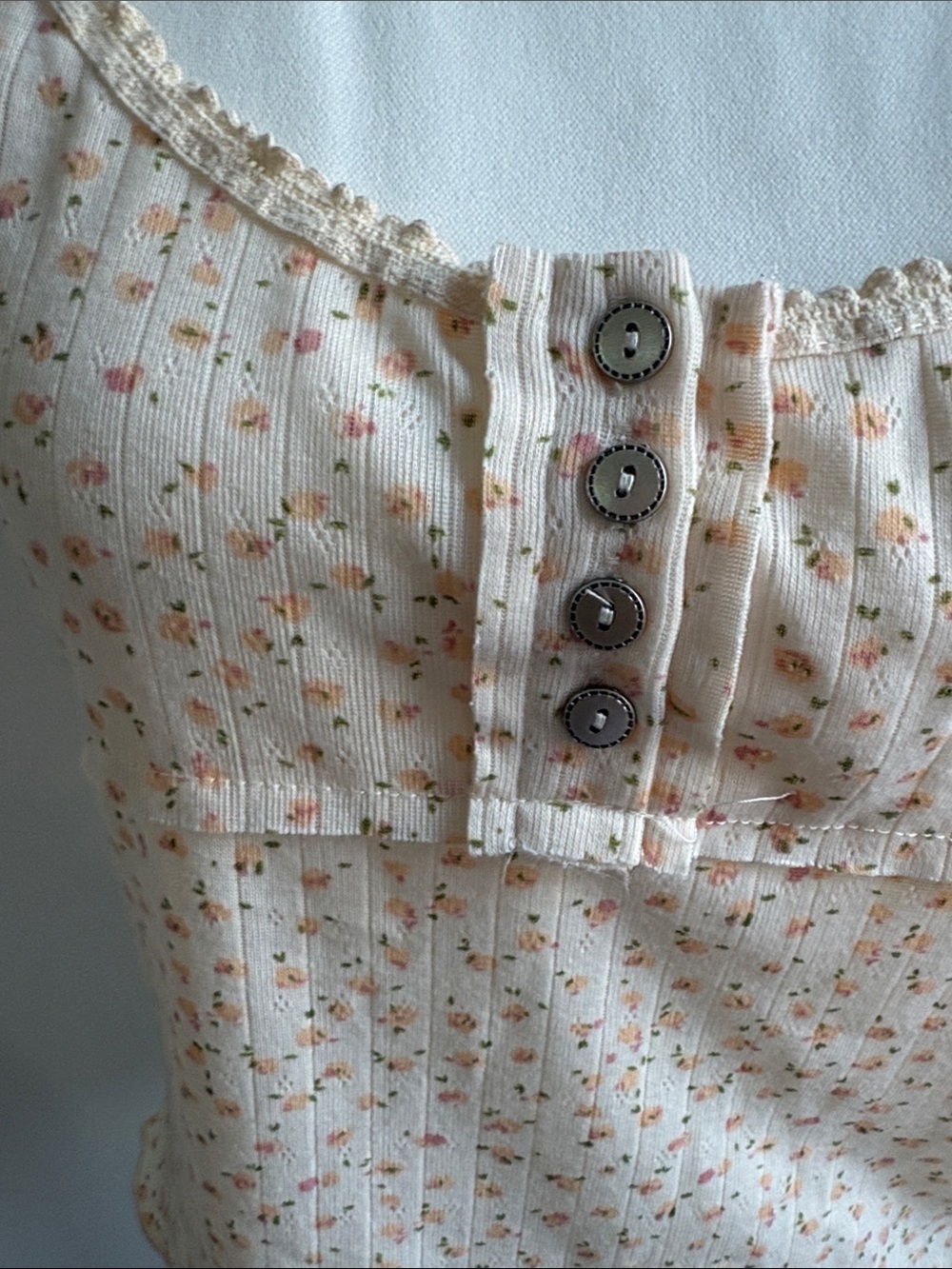 POL Cream Floral Ribbed Button-Front Tank - Picture 2 of 4